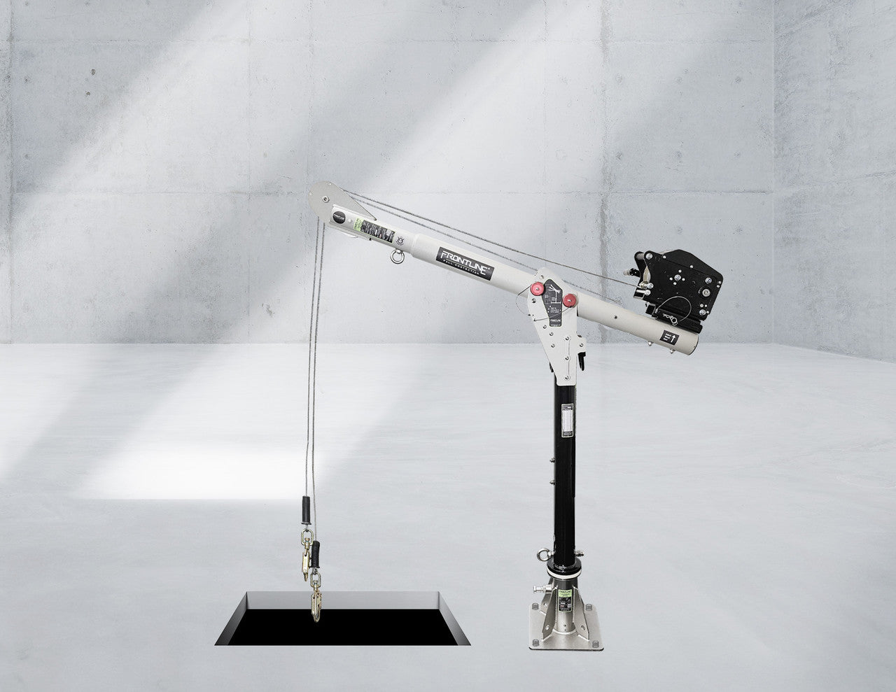Confined Space Davit Arm System with Floor Mount